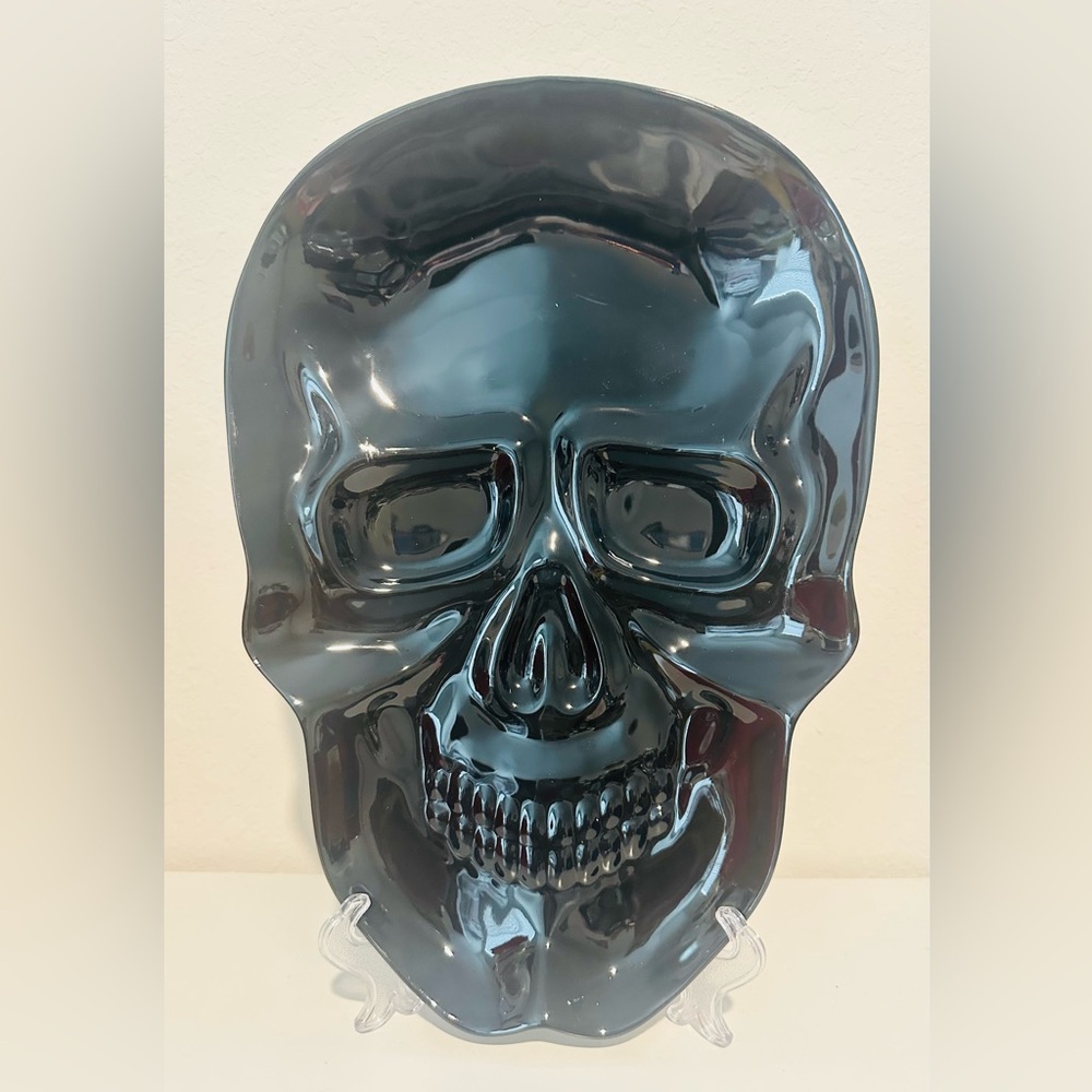Black Skull Art Decor /Plate